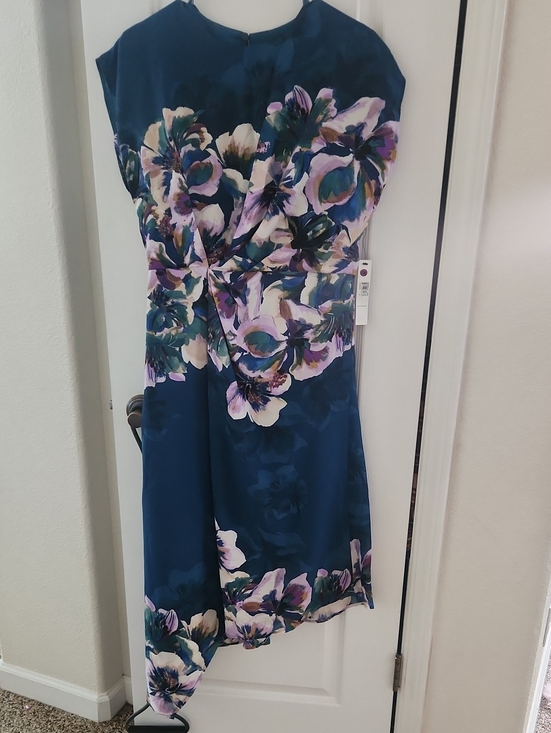 Maggy London Dresses & Skirts - Maggy‎ London Navy Blue Asymmetrical Floral Twist Dress